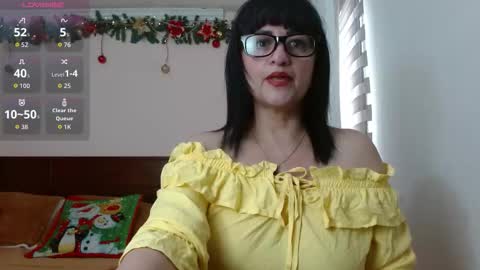 Snapshot of isabeel_sofia01 chatting on November 2025 04:42:01 PM Isabeel Sofia online show from November 2025 04:42:01 PM