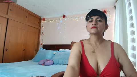 Snapshot of isabeel_sofia01 chatting on May 2026 07:55:02 PM Isabeel Sofia online show from May 2026 07:55:02 PM