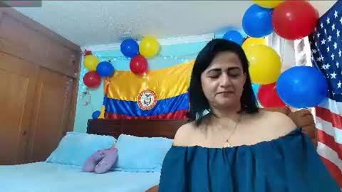 Snapshot of isabeel_sofia01 chatting on June 2026 02:43:02 PM Isabeel Sofia online show from June 2026 02:43:02 PM