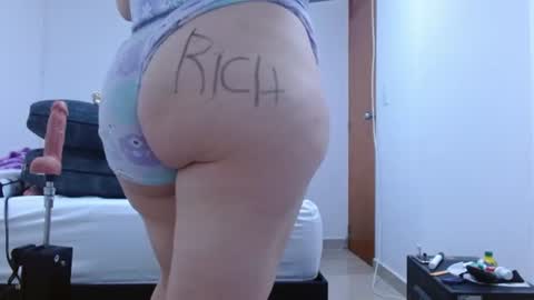 Snapshot of isabel_24_gil chatting on July 2026 12:36:01 AM isabel online show from July 2026 12:36:01 AM