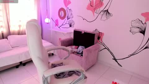 Snapshot of isabela_fiorelli chatting on June 2026 02:04:01 PM isabela_fiorelli online show from June 2026 02:04:01 PM