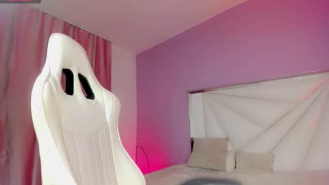 Snapshot of isabela_saenzz chatting on October 2025 03:16:01 AM I S A B E L A ISA  online show from October 2025 03:16:01 AM