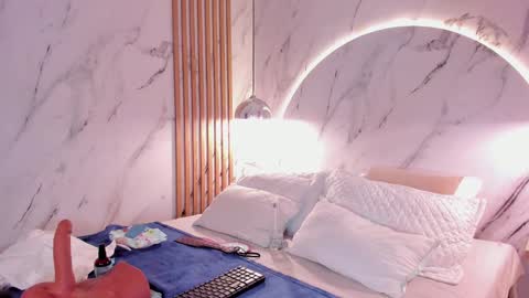 isabelastefano online show from November 2025 02:01:02 AM