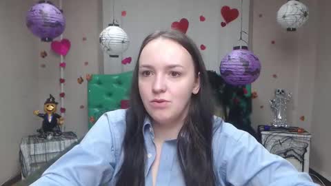 IsabelBlackberry online show from November 2025 06:03:01 AM