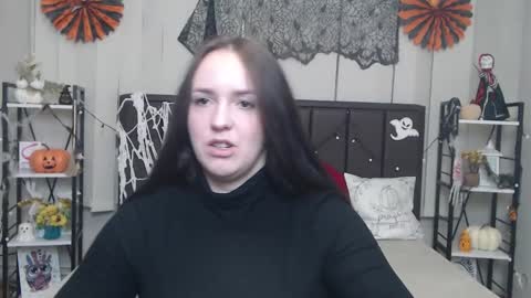 IsabelBlackberry online show from November 2025 06:12:02 AM