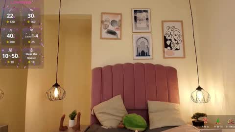 isabelgh_ online show from November 2025 03:27:01 AM