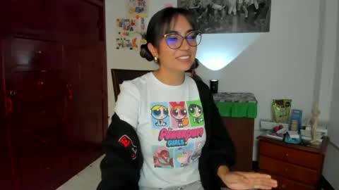 Snapshot of isabella22_1 chatting on January 2025 08:43:01 PM Isabella22 1 online show from January 2025 08:43:01 PM