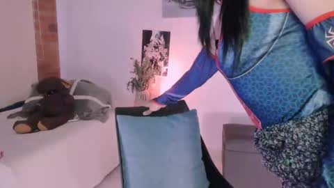 Snapshot of isabella525 chatting on October 2025 09:04:01 PM Isabella online show from October 2025 09:04:01 PM