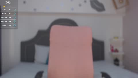 Isa  online show from January 2025 06:44:01 PM