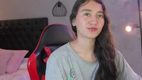 Isabella Nowa online show from April 2026 11:35:02 AM