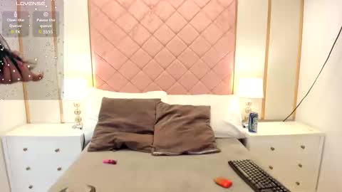 Isabella online show from February 2026 03:24:01 AM