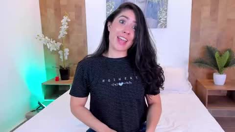 isabella_winkler online show from December 2025 04:12:02 PM