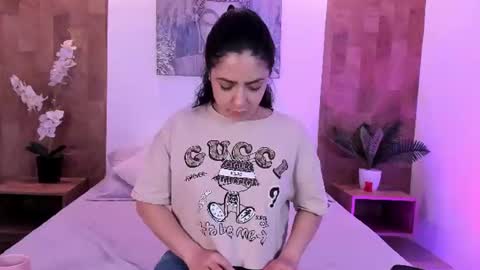 Snapshot of isabella_winkler chatting on July 2026 12:20:01 PM isabella_winkler online show from July 2026 12:20:01 PM