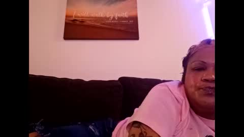 Snapshot of isabellacloverlove chatting on June 2026 07:57:01 AM Isabella online show from June 2026 07:57:01 AM