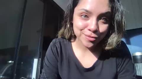 isabellaelizabeth online show from February 2026 09:56:02 PM