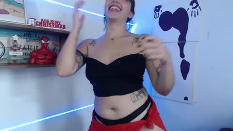 Snapshot of isabellakoff chatting on December 2024 06:39:01 PM Tati - online show from December 2024 06:39:01 PM