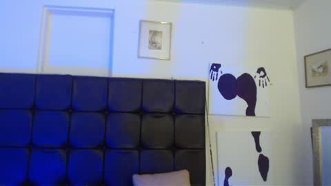 Snapshot of isabellakoff chatting on June 2026 12:04:02 PM Tati - online show from June 2026 12:04:02 PM