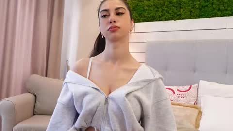 Snapshot of isabellamyst chatting on February 2026 09:06:02 AM IsabellaMyst online show from February 2026 09:06:02 AM