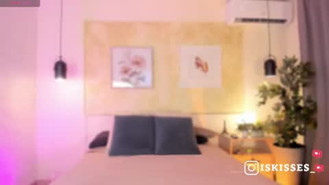 Snapshot of isabellasweet__ chatting on June 2026 03:48:01 AM online show from June 2026 03:48:01 AM