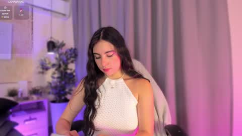 Snapshot of isabellasweet__ chatting on July 2026 03:44:01 AM online show from July 2026 03:44:01 AM