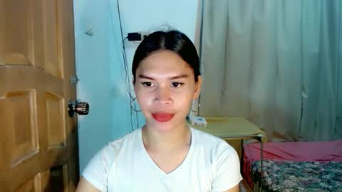 Snapshot of isabelle_amore chatting on June 2026 10:06:02 AM Ysa online show from June 2026 10:06:02 AM