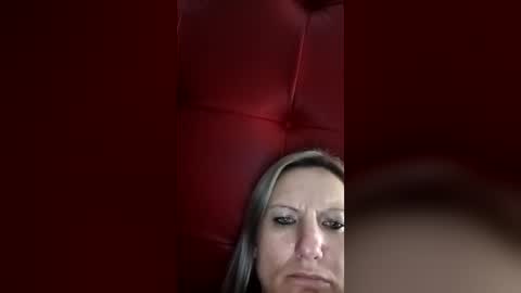 Snapshot of isabelle_cora chatting on July 2026 01:07:02 AM Isabelle Cora online show from July 2026 01:07:02 AM