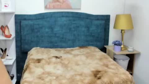 Snapshot of isadoravex chatting on April 2026 12:45:02 PM Isabel online show from April 2026 12:45:02 PM