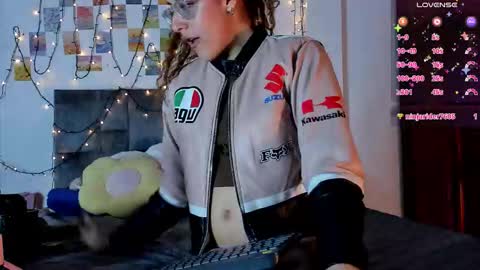 Snapshot of isangel_ chatting on February 2026 06:22:01 AM Isabela online show from February 2026 06:22:01 AM