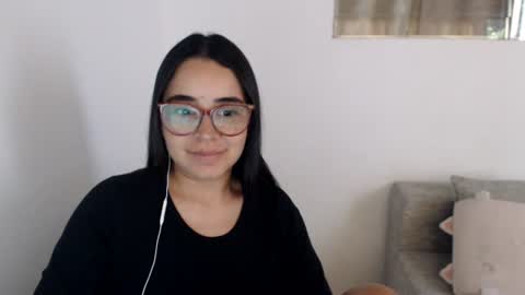 Snapshot of isemma chatting on June 2026 10:19:02 PM Emma online show from June 2026 10:19:02 PM