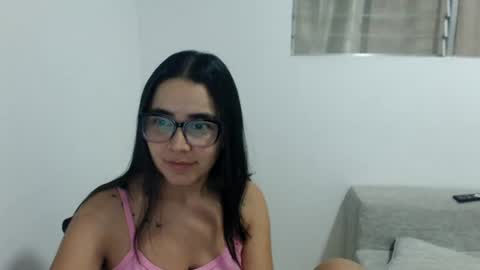 Snapshot of isemma chatting on July 2026 01:52:02 AM Emma online show from July 2026 01:52:02 AM