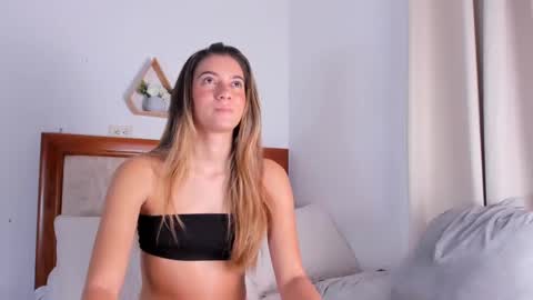 Snapshot of ishabellalopez chatting on February 2025 05:26:02 AM ishabellalopez online show from February 2025 05:26:02 AM