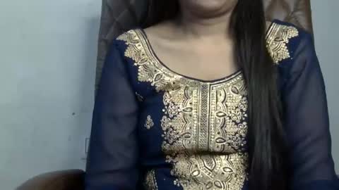 ishika_ishu online show from October 2025 06:52:01 PM