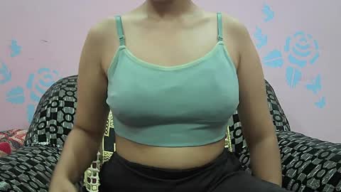 Snapshot of ishika_singh_ chatting on April 2026 01:30:02 AM ishika_singh_ online show from April 2026 01:30:02 AM