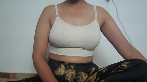 ishika_singh_ online show from June 2026 03:25:01 AM