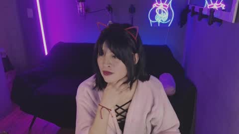 Snapshot of isis_diosa chatting on January 2025 11:51:01 PM Ana Maria online show from January 2025 11:51:01 PM