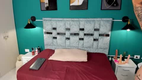 Snapshot of iskracanela chatting on January 2026 03:11:02 AM iskracanela online show from January 2026 03:11:02 AM