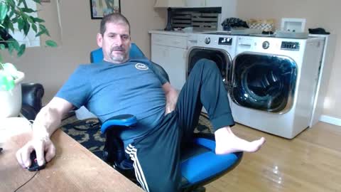 Jim online show from February 2025 08:30:01 PM