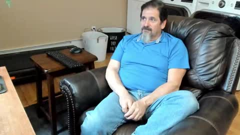 Jim online show from April 2026 10:00:02 PM