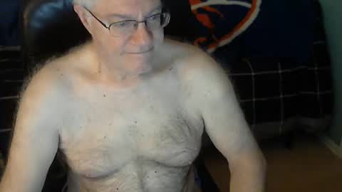 islesman22 online show from December 2024 10:56:01 AM