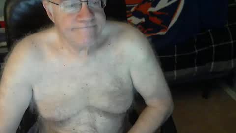 islesman22 online show from October 2025 10:01:01 AM