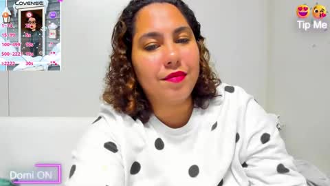 Isobel Adams   online show from January 2025 11:52:02 PM