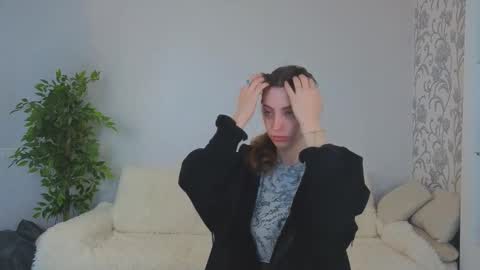 Emilia online show from March 2026 07:25:02 AM