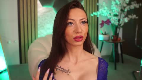 Snapshot of isrubyfever chatting on May 2026 04:28:01 AM isRubyFever online show from May 2026 04:28:01 AM