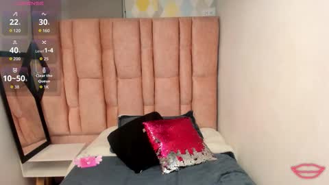 ISSA MILF online show from February 2026 01:27:01 PM