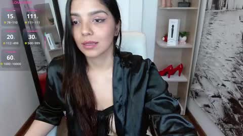 Issa  online show from March 2025 12:57:02 PM