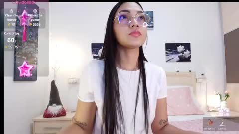 Snapshot of issa_ruiz07 chatting on December 2024 01:44:01 PM issa ruiz07 online show from December 2024 01:44:01 PM