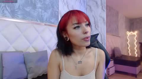 Snapshot of issa_tay1 chatting on February 2026 03:11:01 AM Issa online show from February 2026 03:11:01 AM