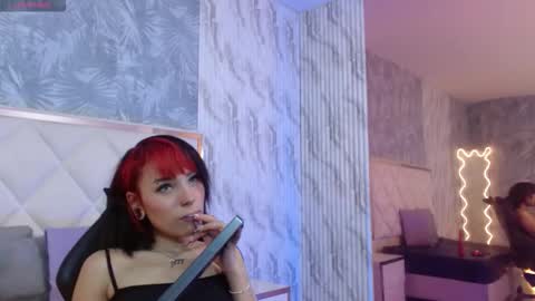 Snapshot of issa_tay1 chatting on February 2026 03:45:02 AM Issa online show from February 2026 03:45:02 AM