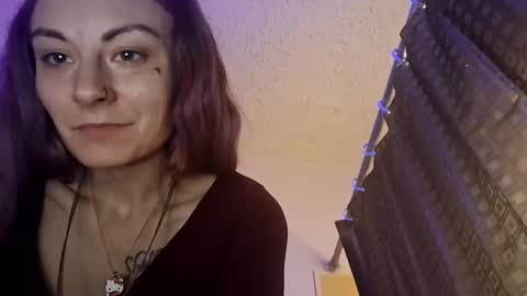 Snapshot of issyamazin667 chatting on February 2026 02:57:01 PM Girlnextdoor online show from February 2026 02:57:01 PM