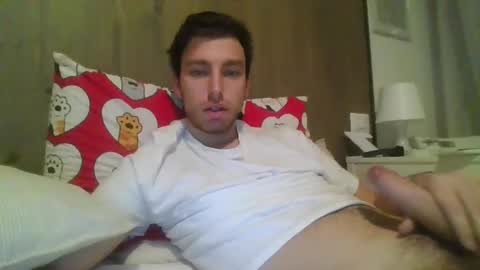 italian_boy_22 online show from December 2024 03:52:01 PM